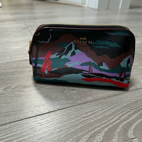 Coach Handbags - Coach  accessory bag / make up bag